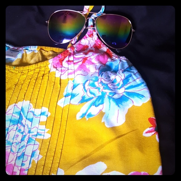 Old Navy Tops Old Navy Tropical Floral Top Poshmark